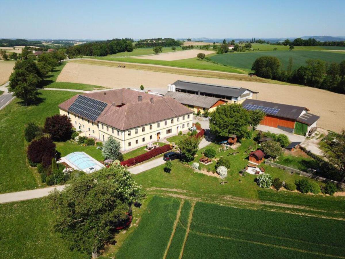 Familienbauernhof Strassbauer Vila Steinakirchen Am Forst Exterior foto